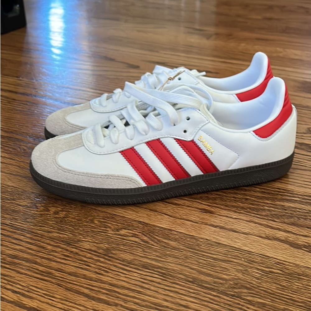 Samba Tennis Shoes